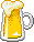 klarer Glaskrug voller Bier mit Schaumkrone
