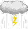 oranger Blitz unter Regenwolke