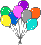 8 zusammengebundene verschiedenfarbige Luftballons