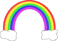 voller Regenbogen zwischen 2 weißen Wolken