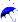 kleiner geöffneter blauer Regenschirm im Regen