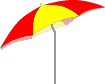 geöffneter rot gelber Sonnenschirm