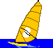 Windsurfer in Fahrt gelbes Board oranges Segel 